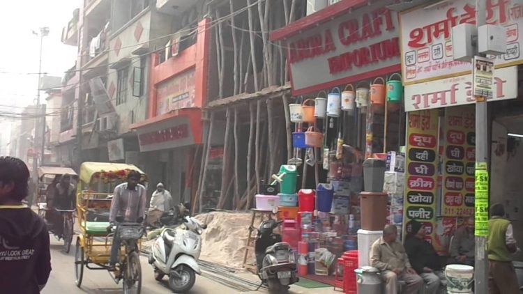 Must Have Amenities To Consider While Looking For A PG in Laxmi Nagar