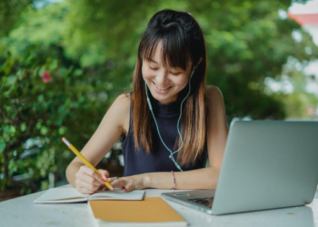 Most Common Problems in Essay Writing – How to Solve Them