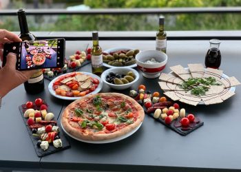 The Top 5 Elements Your Outdoor Kitchen Requires This Summer