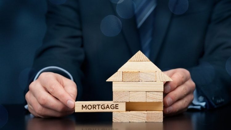 How to Choose the Right Mortgage Broker: A Comprehensive Guide