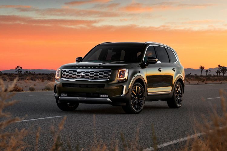 Why an SUV Rental is the Best Choice for a Road Trip