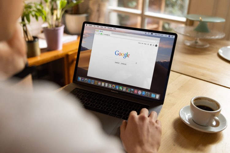 7 Benefits You Get When Working with a Google Ads Agency