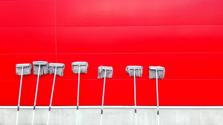 10 Reasons You Need To Invest In Regular Commercial Cleaning Now