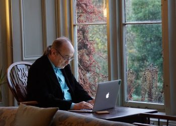 How Do Medical Alert Systems Save Lives?