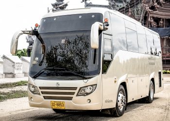 How to travel in Bangkok by Bus Rental