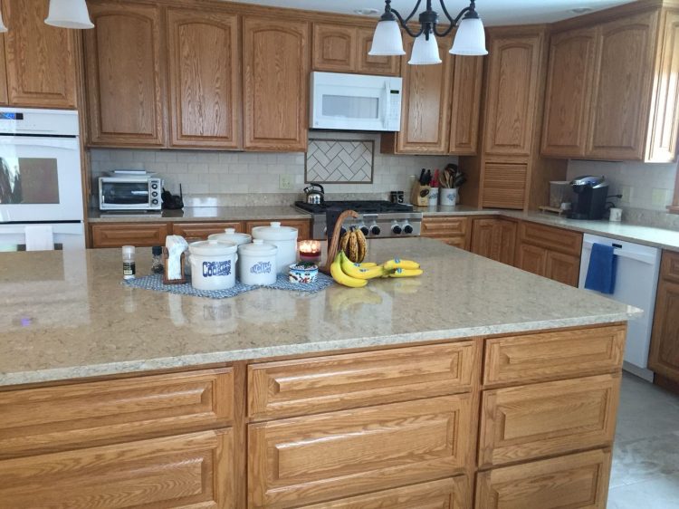 Kitchen Design: Quartz Countertops with Oak Cabinets