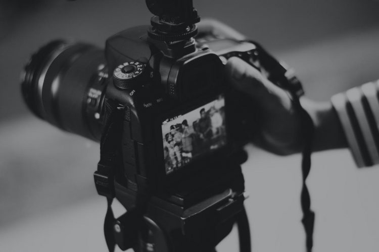 Life Hacks to Protect Your Photos from Theft on the Internet