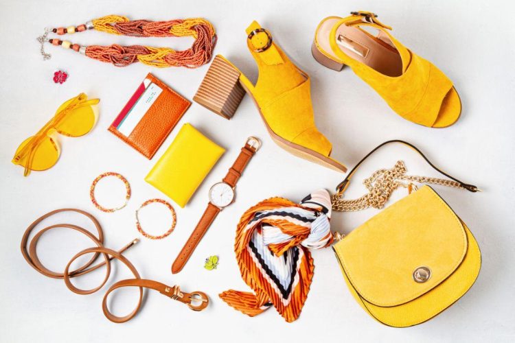 5 Fashion Accessories To Wear For Women in 2022