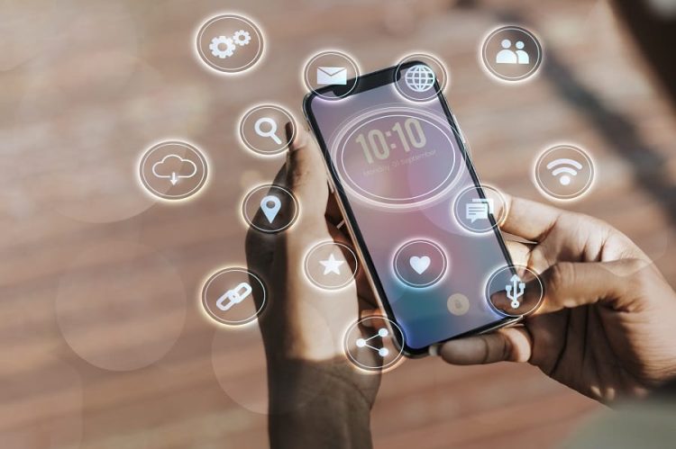 Flutter vs. Swift: Choosing the Perfect Framework for Your iOS App Development Needs