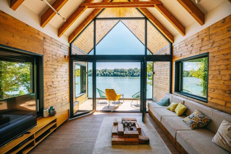 Should You Buy a Vacation Home or a Timeshare?