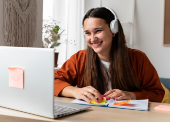 Digital Classroom: Transitioning from Conventional School to Online College