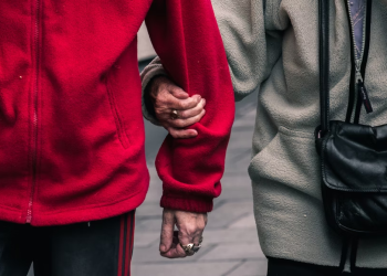 Home Care for Dementia: A Guide to Safety and Happiness