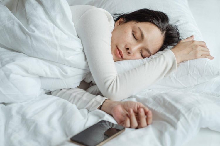How Silk Sheets Upgrade Your Sleep Comfort?