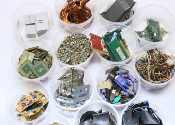 What are the Benefits of Recycling Electronic Components?
