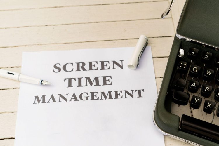 Digital Detox and Screen Time Reduction: Mastering the Art of Unplugging in a Hectic World