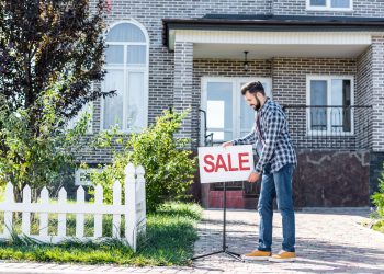 Avoiding Common Pitfalls: A Seller’s Guide To House Buying Companies