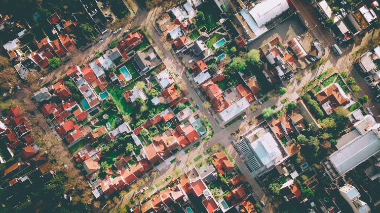 Strategies for Navigating the Current Real Estate Market