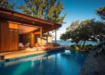 Exploring the Charm: Belize vs Tulum for Your Next Tropical Getaway