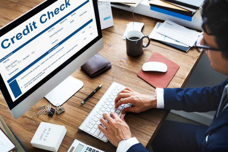 How Low Can You Go? Comparing Different Personal Loans and Their Minimum Credit Score