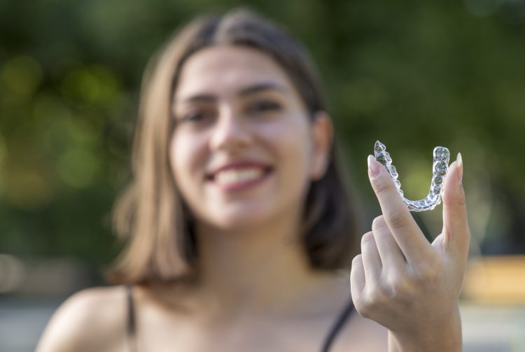 The Comprehensive Guide to the Benefits of Invisalign Braces
