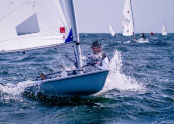 Sailing Through Challenges: How to Move Boats and Big Machines Easily