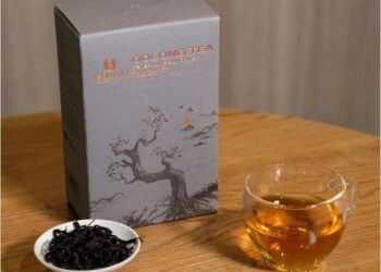 Pairing Oolong Tea with Food: A Culinary Exploration
