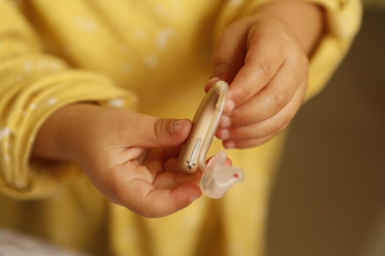 5 Signs Hearing Aids are Right for You