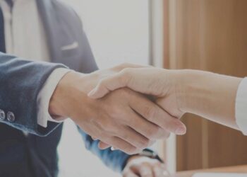The Power of Brokers: Why They’re Essential in Bridging Finance