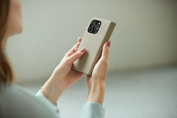 5 Reasons You Should Have an iPhone Case