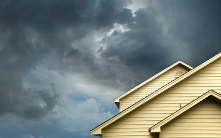 The Ultimate Checklist: 10 Must-Have Items for Your Car in Queensland’s Unpredictable Weather