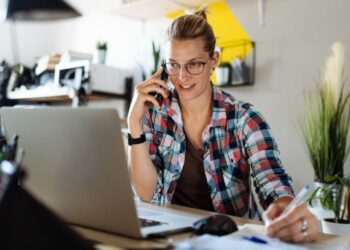 Why More Professionals Are Choosing Remote Work: Benefits and Challenges