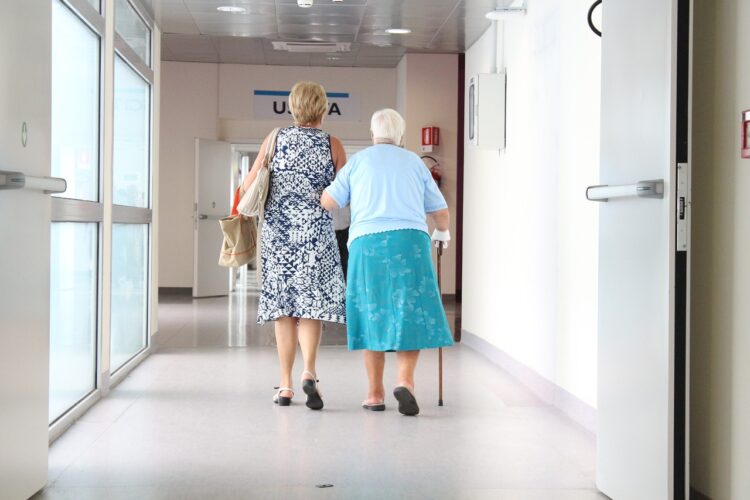 Protecting Your Savings: The Financial Advantages of Senior Citizen Health Insurance