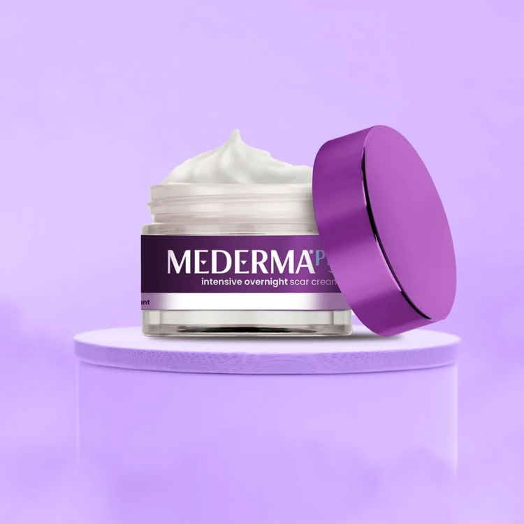 Stretch Marks Cream for New Moms: What to Look for and Avoid